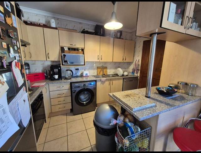 3 BEDROOM HOUSE FOR SALE IN NEW REDRUTH